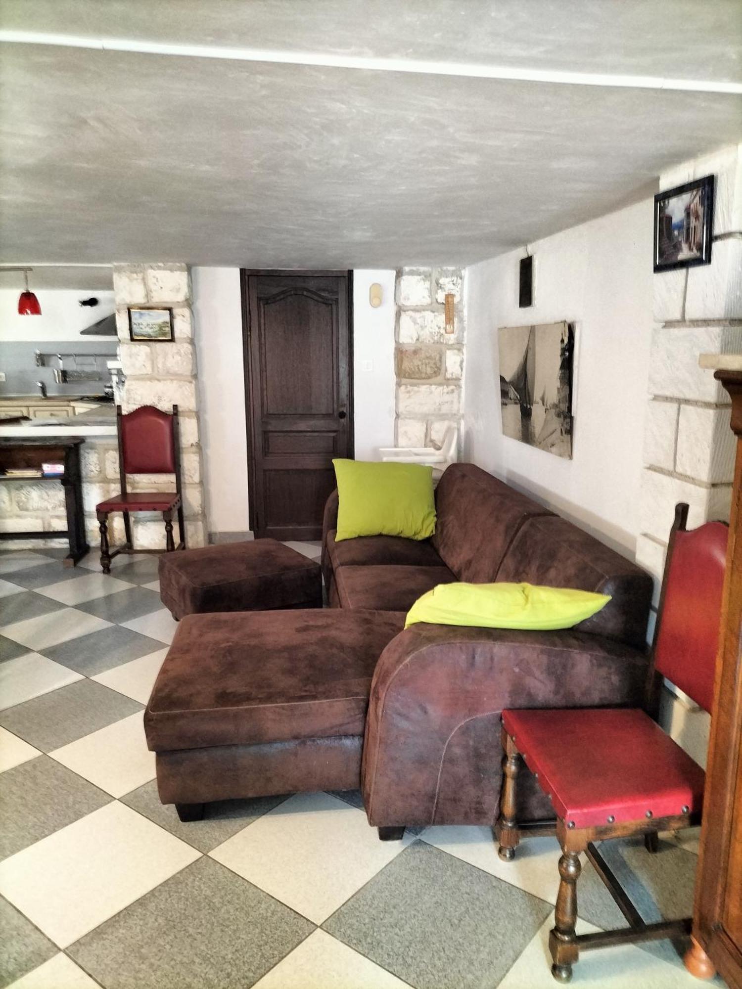 Charmant Appart Avec Jardin Aigues-Mortes Exterior foto